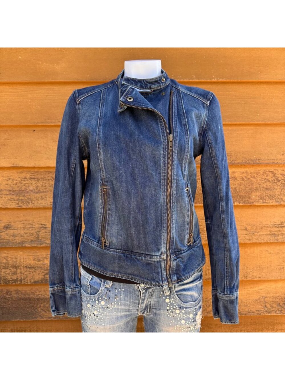 Gap Womens Denim Moto Jacket Medium Blue Wash Zippered Pockets Size M - Picture 1 of 9